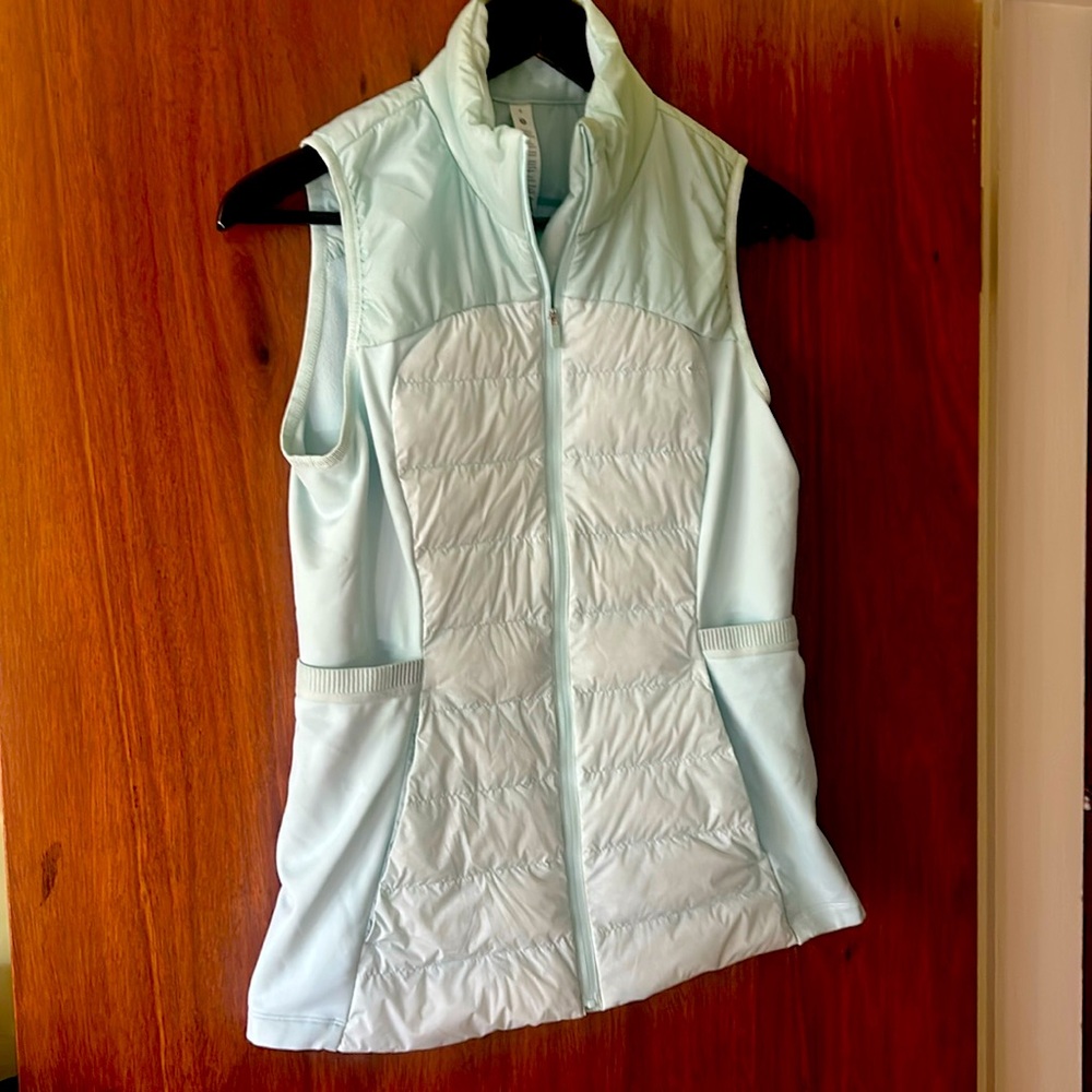 Lululemon Down For It All Vest in Delicate Mint Size 8